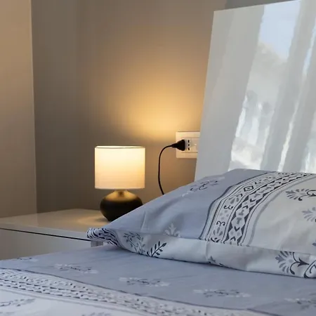 דירה Corso Italia Elegant With View Fiber Wifi