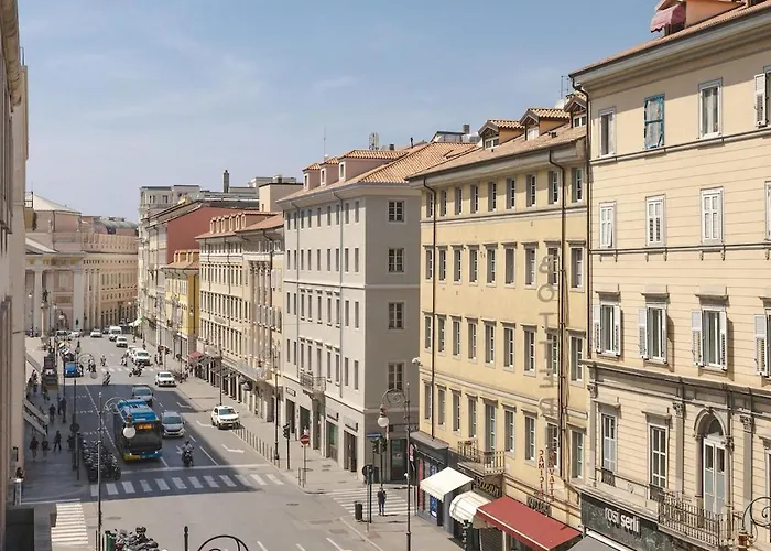 Corso Italia Elegant With View Fiber Wifi Trieste